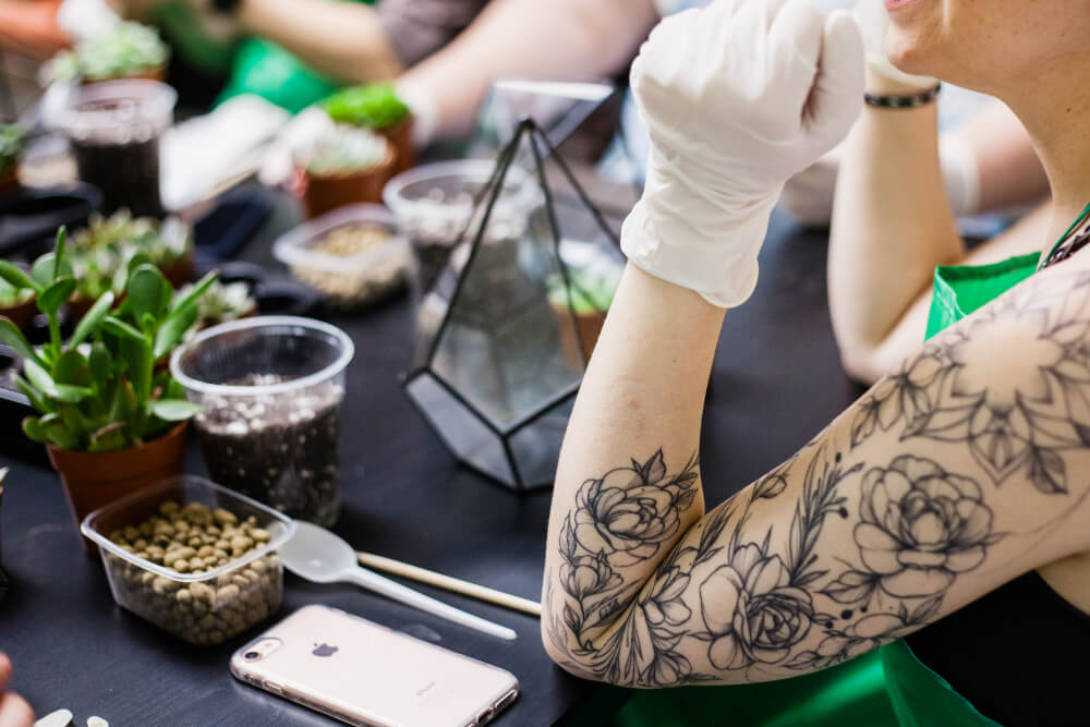 Living normally during ashes tattoo healing with second-skin